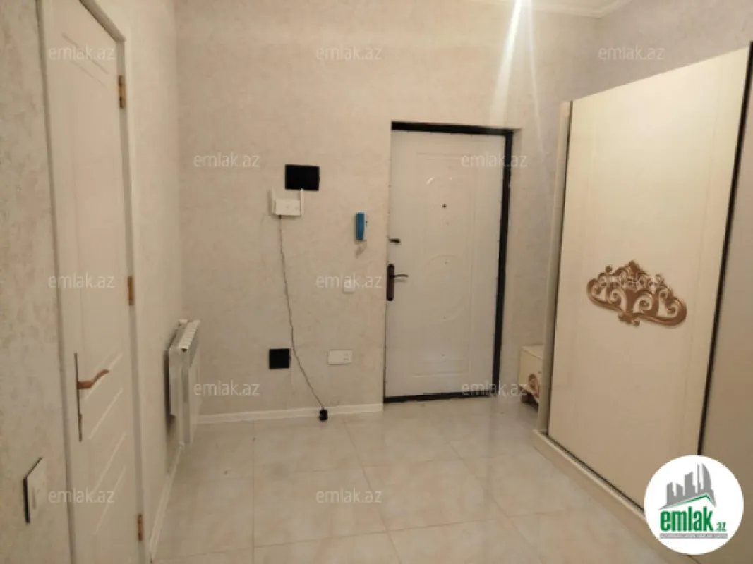 Satılır 2 otaqlı yeni tikili 70 m²