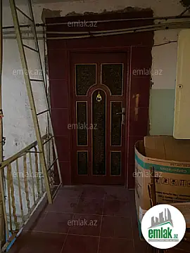 Satılır 3 otaqlı köhnə tikili 75 m²