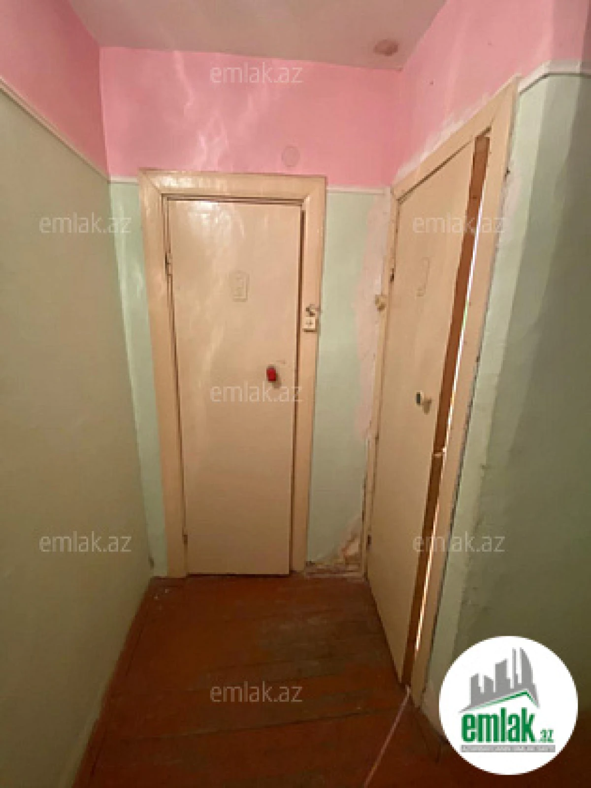 Satılır 3 otaqlı köhnə tikili 75 m²