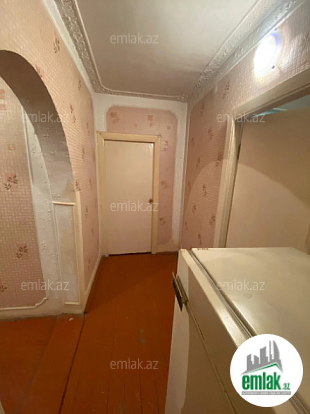 Satılır 3 otaqlı köhnə tikili 75 m²