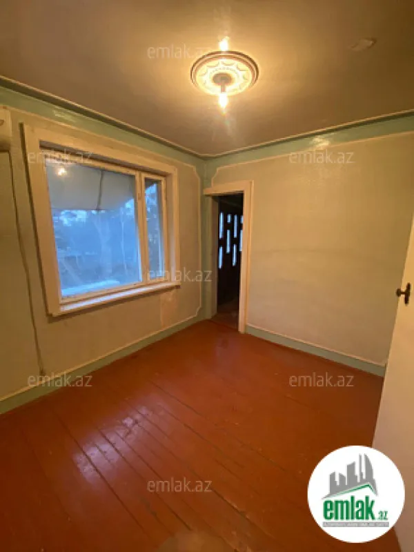 Satılır 3 otaqlı köhnə tikili 75 m²