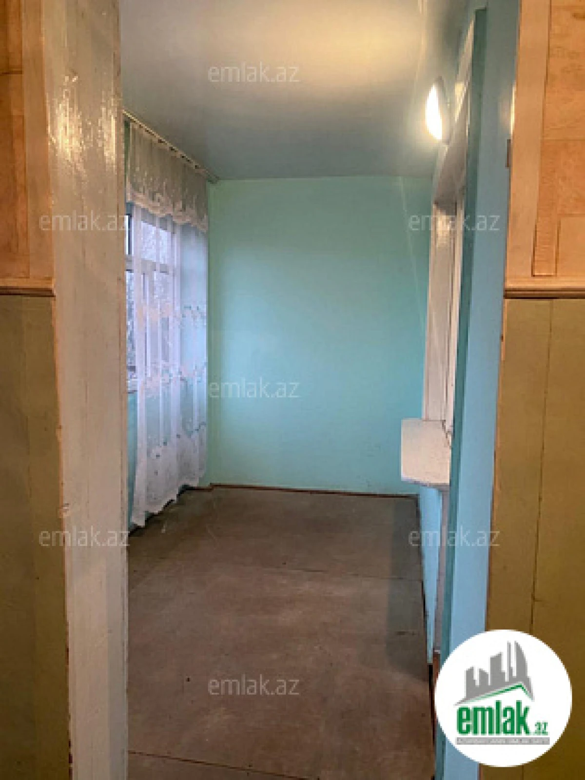 Satılır 3 otaqlı köhnə tikili 75 m²