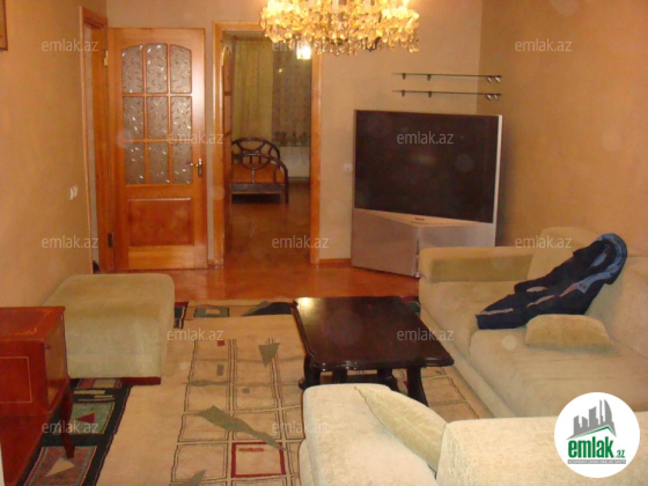 Satılır 3 otaqlı köhnə tikili 75 m²