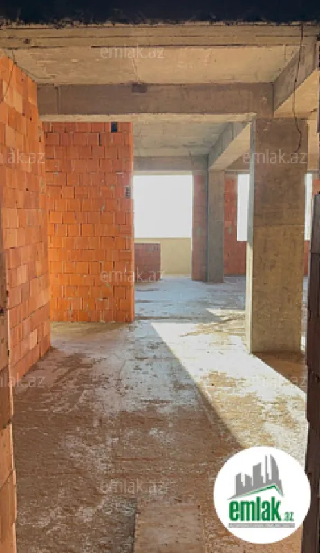 Satılır 3 otaqlı yeni tikili 120 m²
