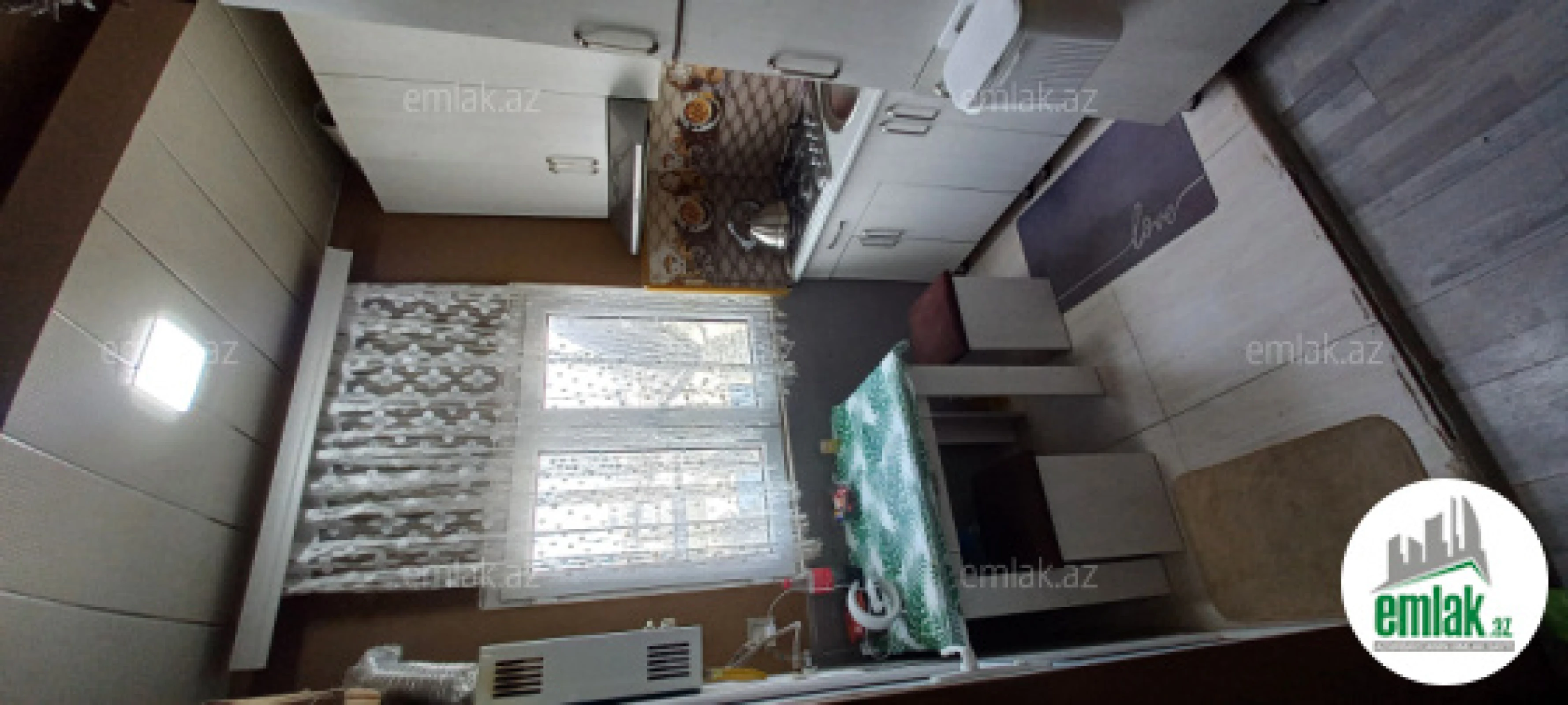 Satılır 1 otaqlı köhnə tikili 20 m²