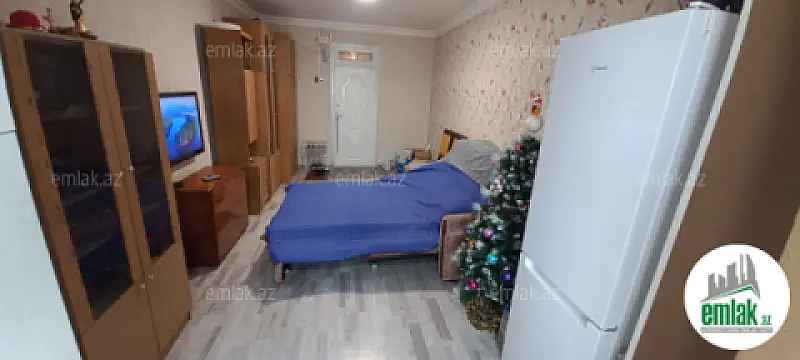Satılır 1 otaqlı köhnə tikili 20 m²