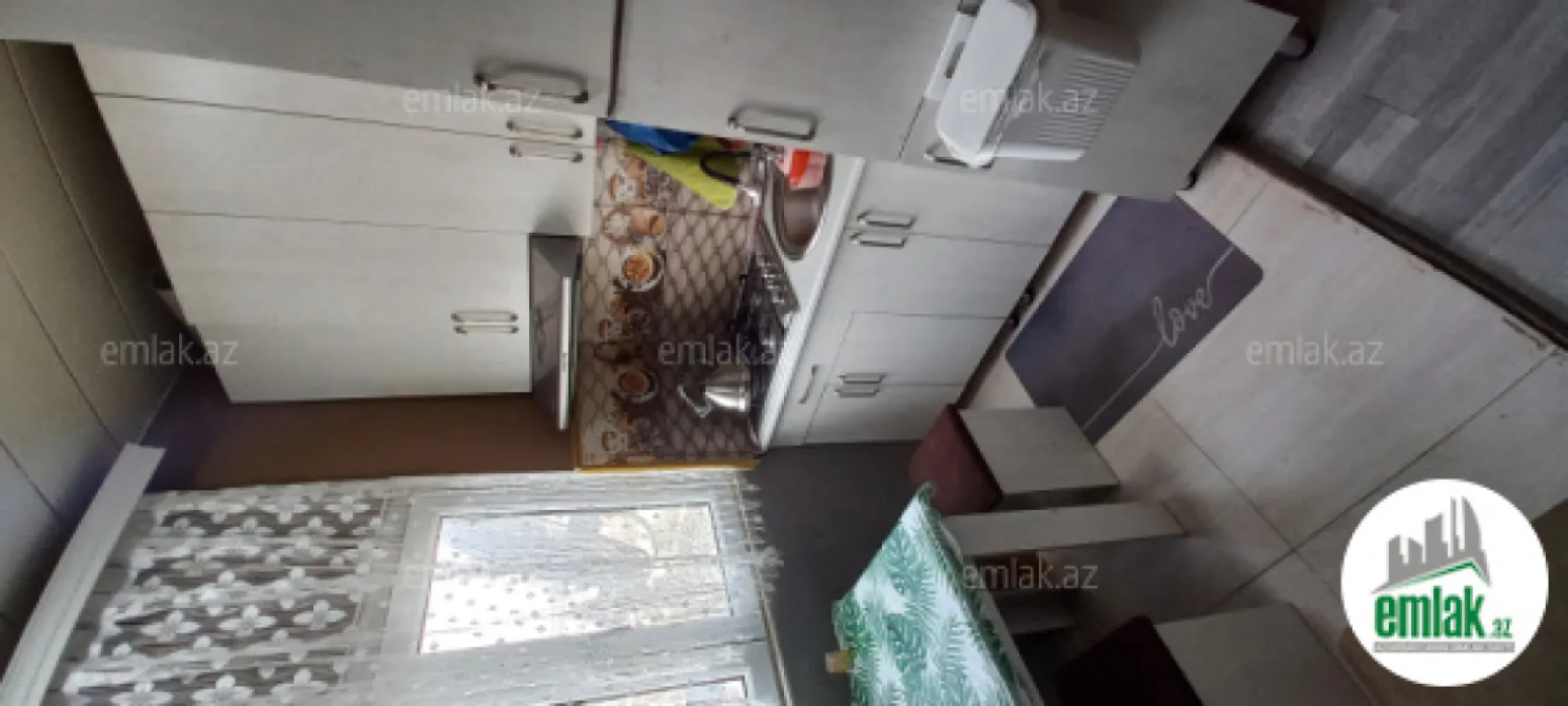 Satılır 1 otaqlı köhnə tikili 20 m²