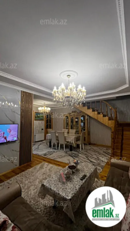 Satılır 5 otaqlı həyət evi 200 m²