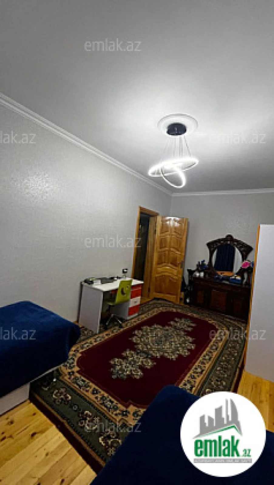 Satılır 5 otaqlı həyət evi 200 m²