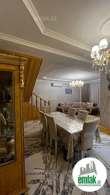 Satılır 5 otaqlı həyət evi 200 m²