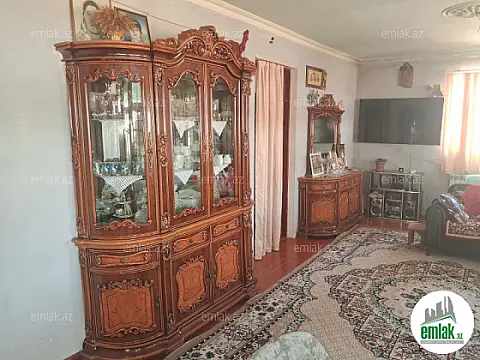 Satılır 3 otaqlı həyət evi 150 m²