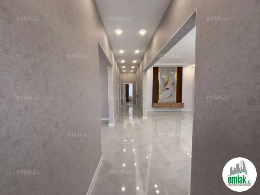 Satılır 4 otaqlı mənzil 135 m²