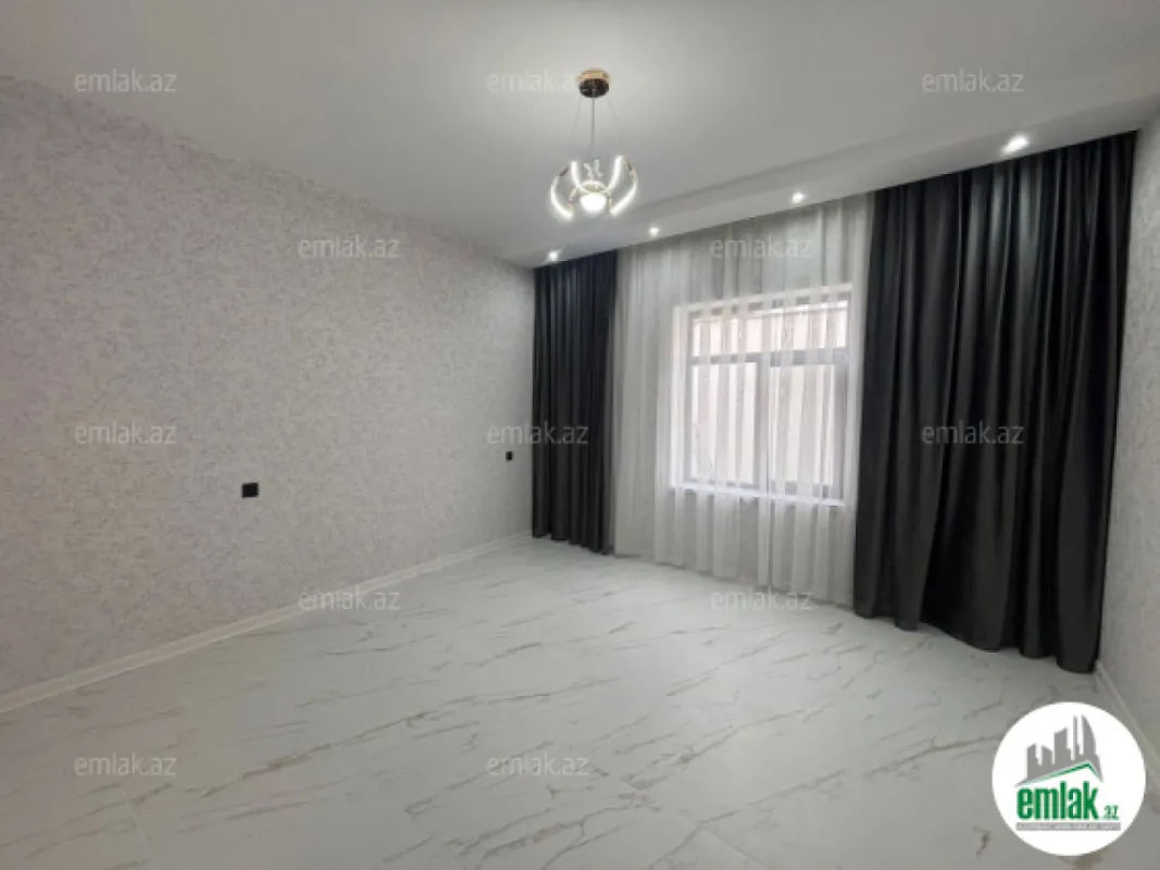 Satılır 4 otaqlı mənzil 160 m²