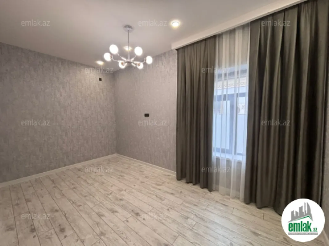 Satılır 4 otaqlı mənzil 150 m²