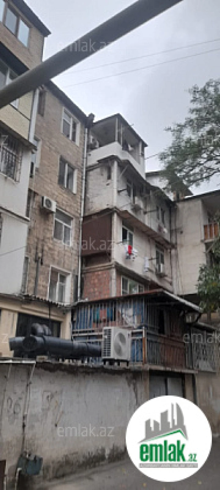 Satılır 3 otaqlı köhnə tikili 55 m²