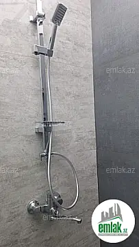 Satılır 3 otaqlı köhnə tikili 65 m²