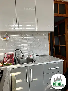 Satılır 2 otaqlı köhnə tikili 47 m²