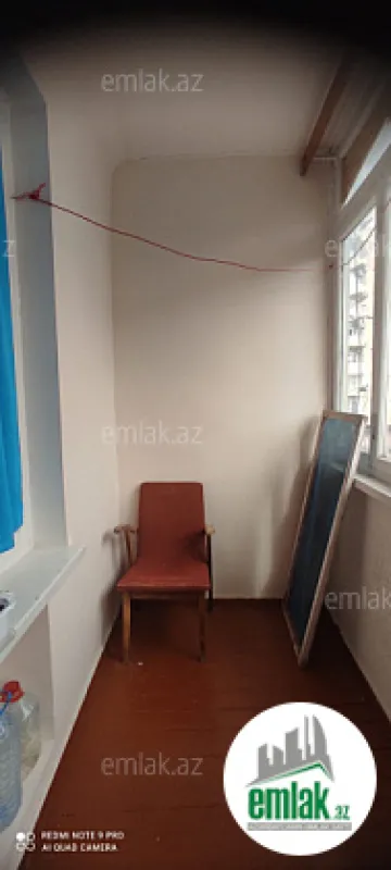 Satılır 2 otaqlı köhnə tikili 65 m²