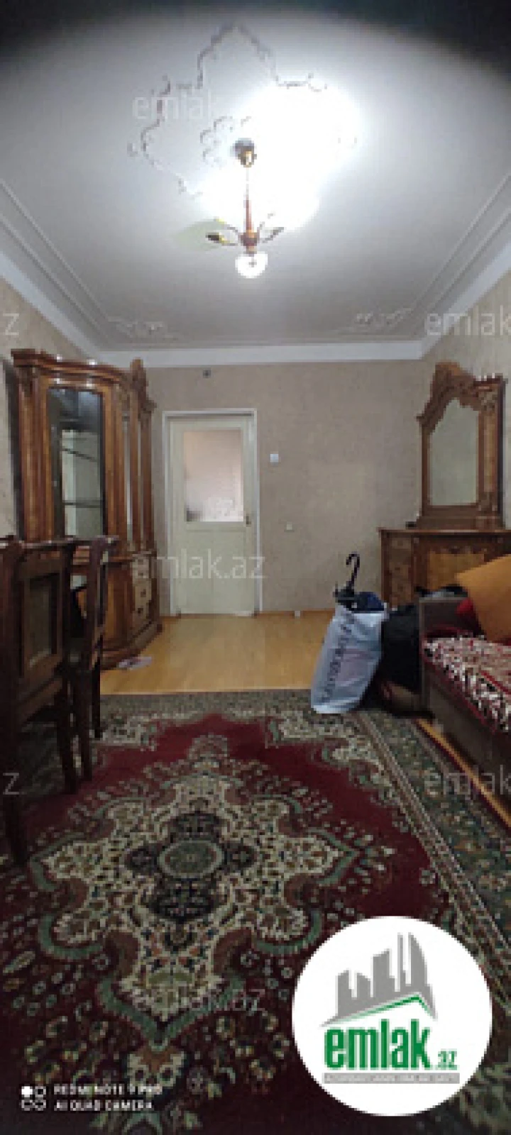 Satılır 2 otaqlı köhnə tikili 65 m²