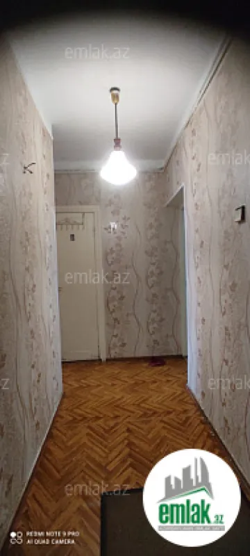 Satılır 2 otaqlı köhnə tikili 65 m²