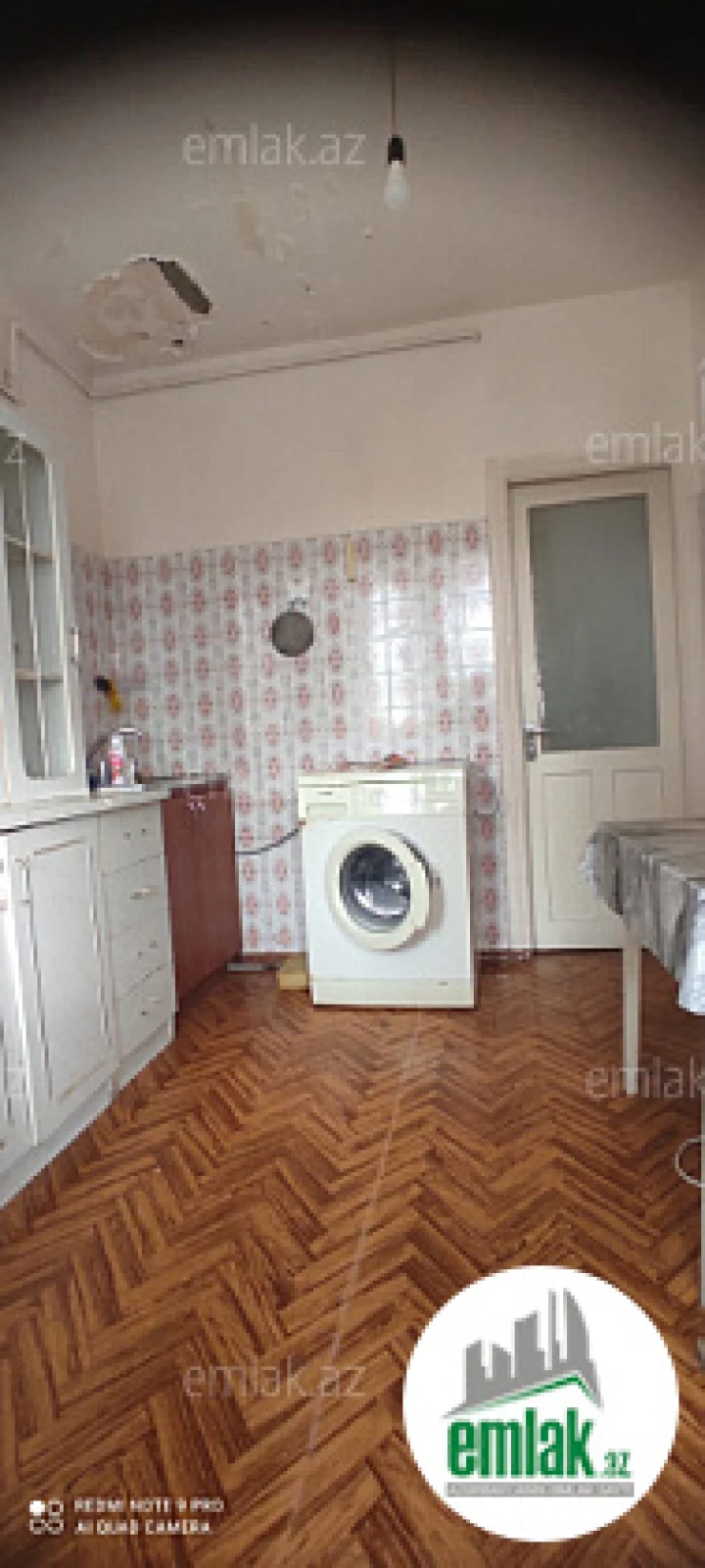 Satılır 2 otaqlı köhnə tikili 65 m²