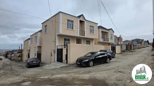 Satılır 4 otaqlı həyət evi 102 m² — Bakı 4 otaq 102.00 m²