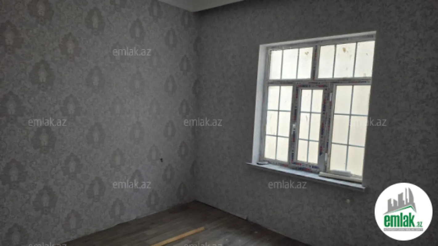 Satılır 4 otaqlı həyət evi 102 m²