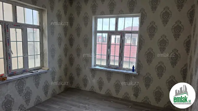 Satılır 4 otaqlı həyət evi 102 m²