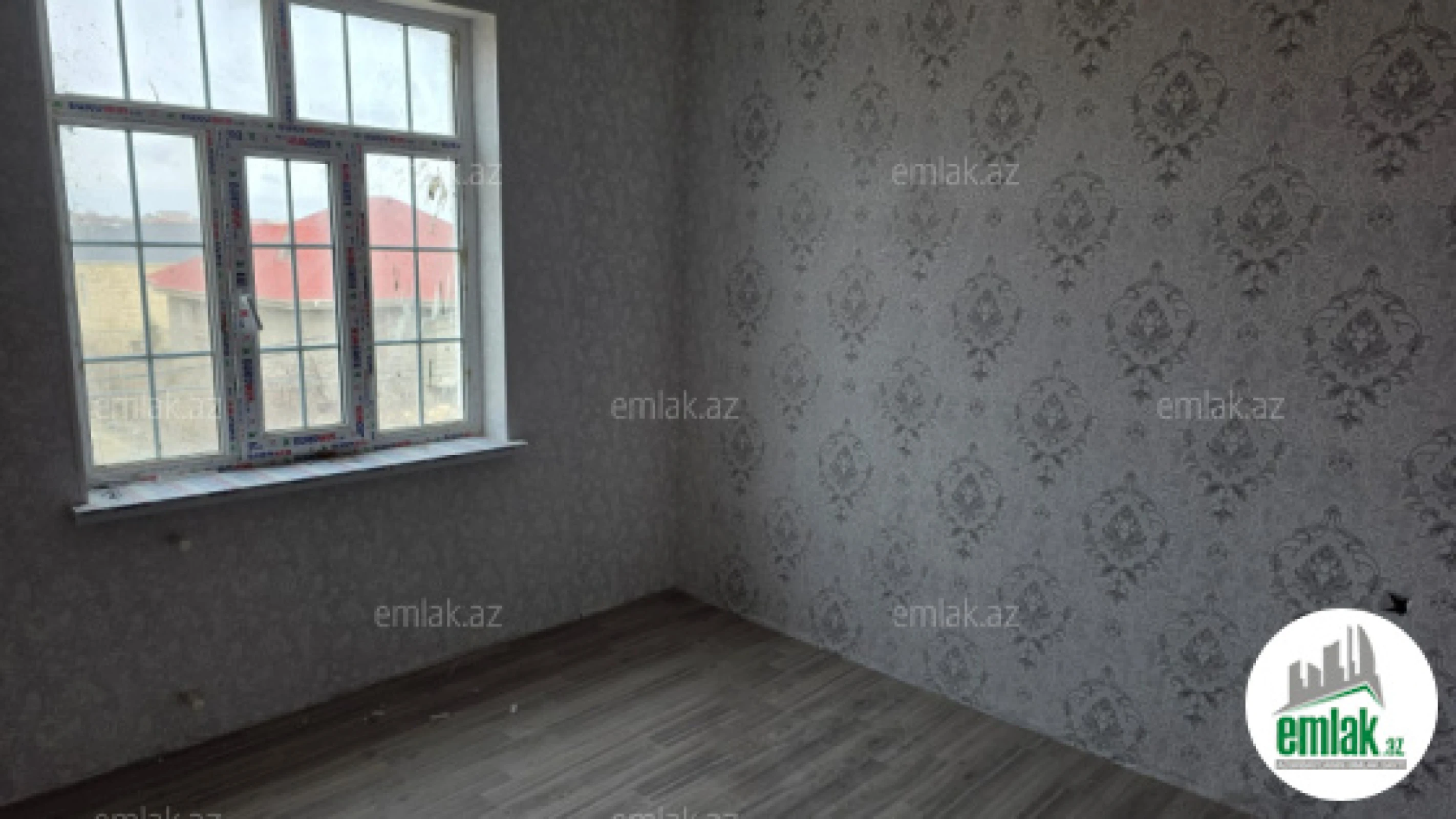 Satılır 4 otaqlı həyət evi 102 m²