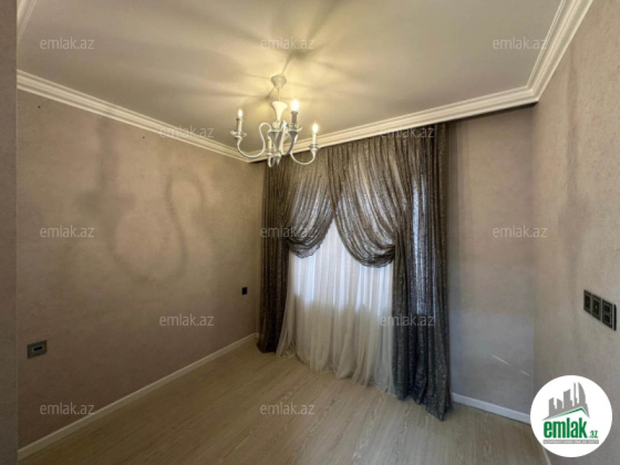 Satılır 3 otaqlı köhnə tikili 65 m²