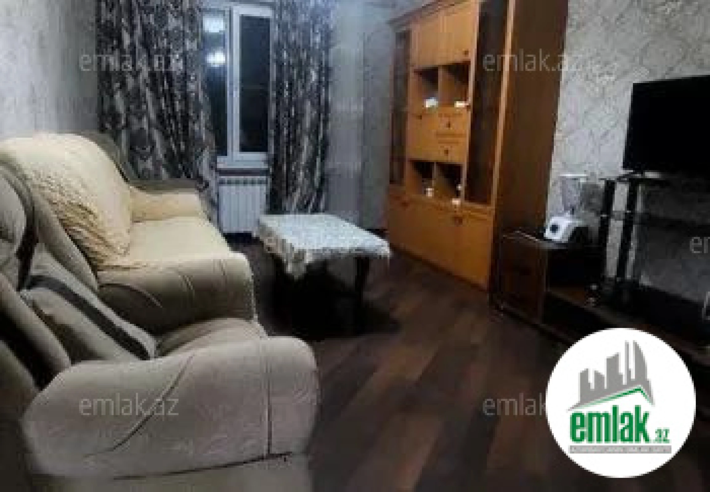 Satılır 3 otaqlı köhnə tikili 75 m²