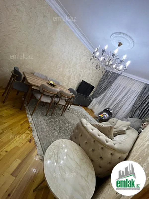 Satılır 2 otaqlı köhnə tikili 60 m²