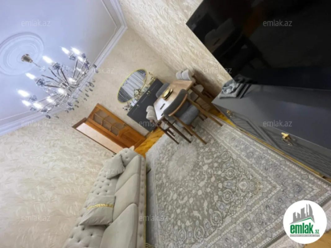 Satılır 2 otaqlı köhnə tikili 60 m²