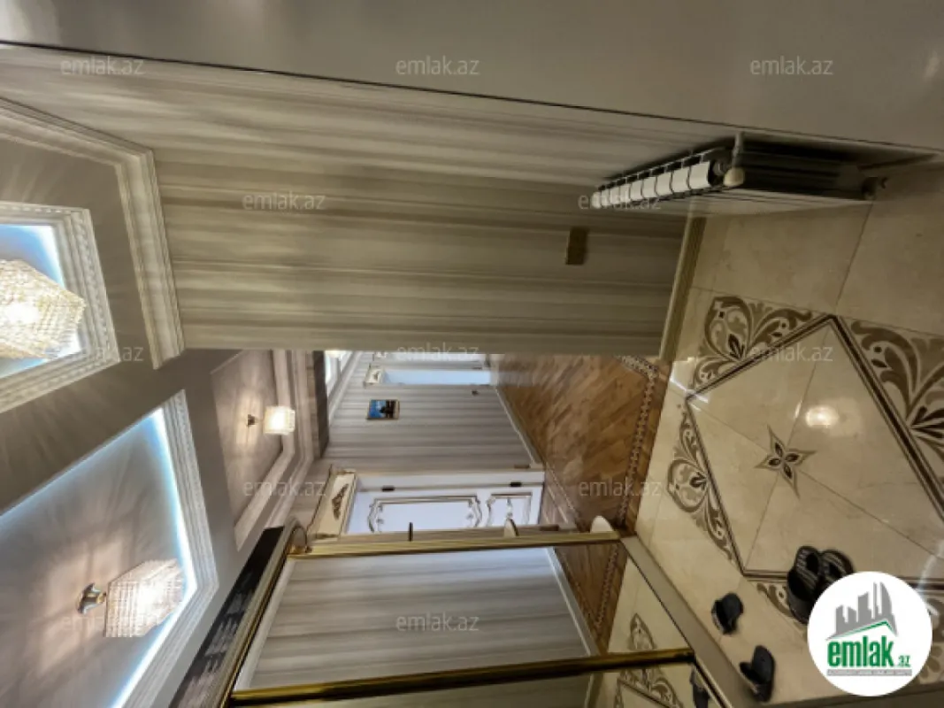 Satılır 3 otaqlı yeni tikili 128 m²