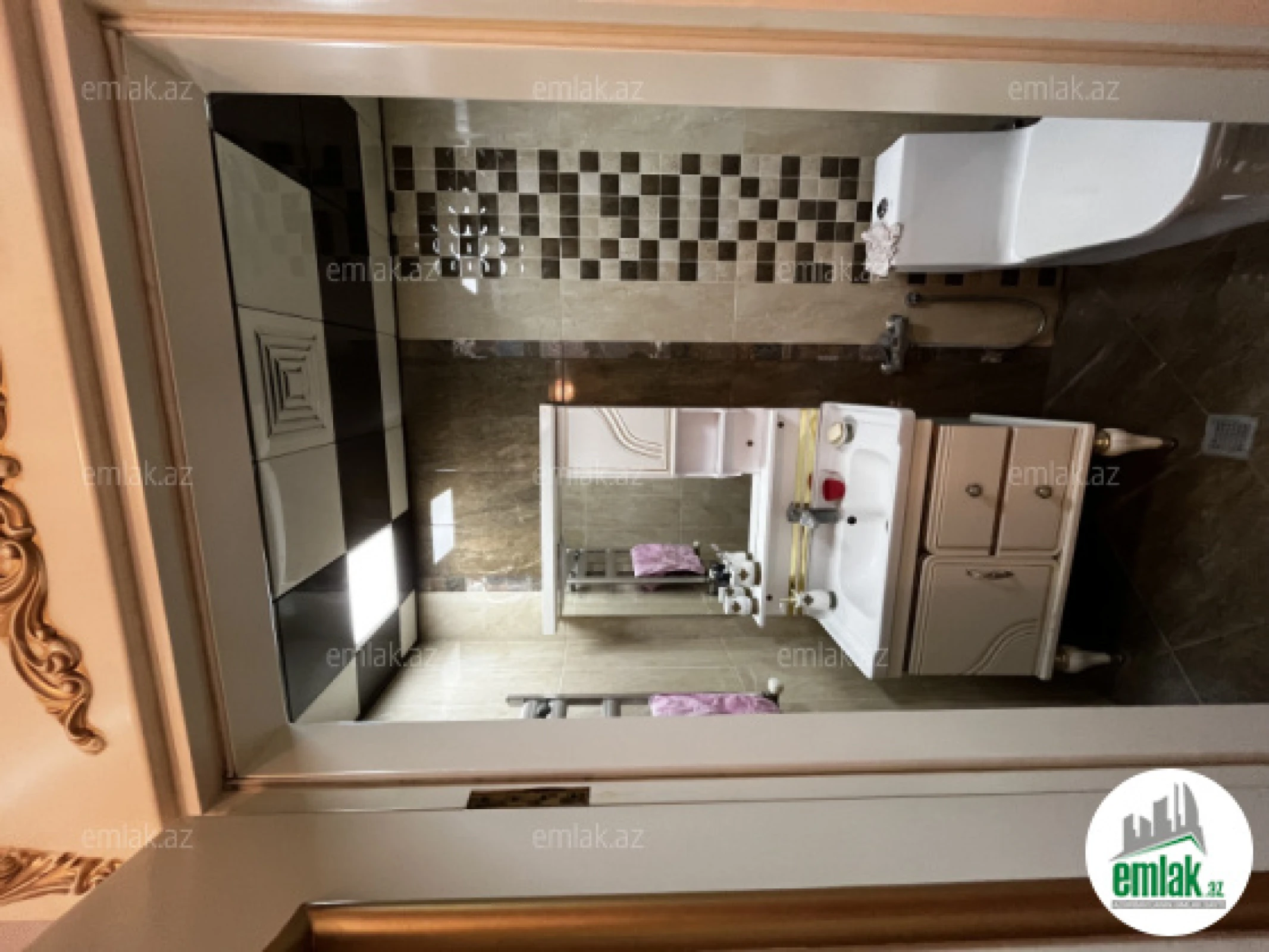 Satılır 3 otaqlı yeni tikili 128 m²