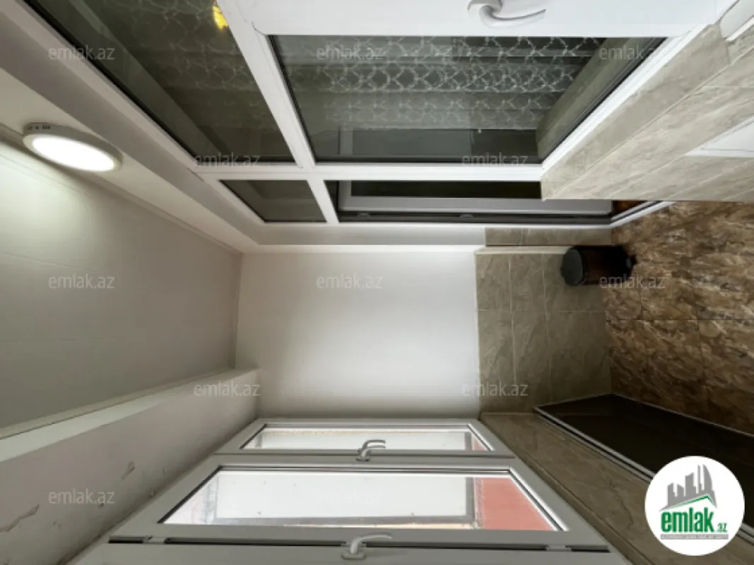 Satılır 3 otaqlı yeni tikili 128 m²