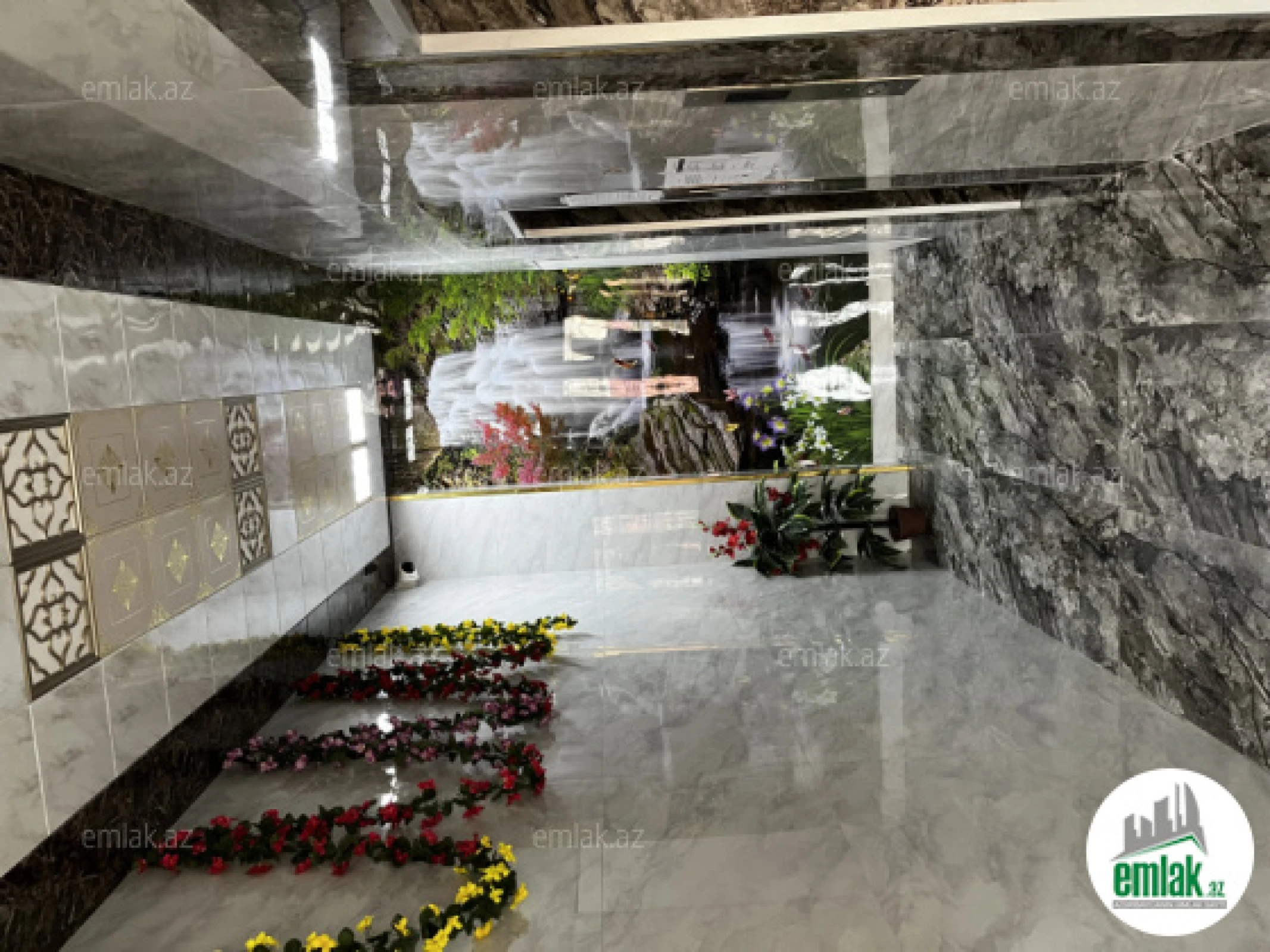 Satılır 3 otaqlı yeni tikili 128 m²