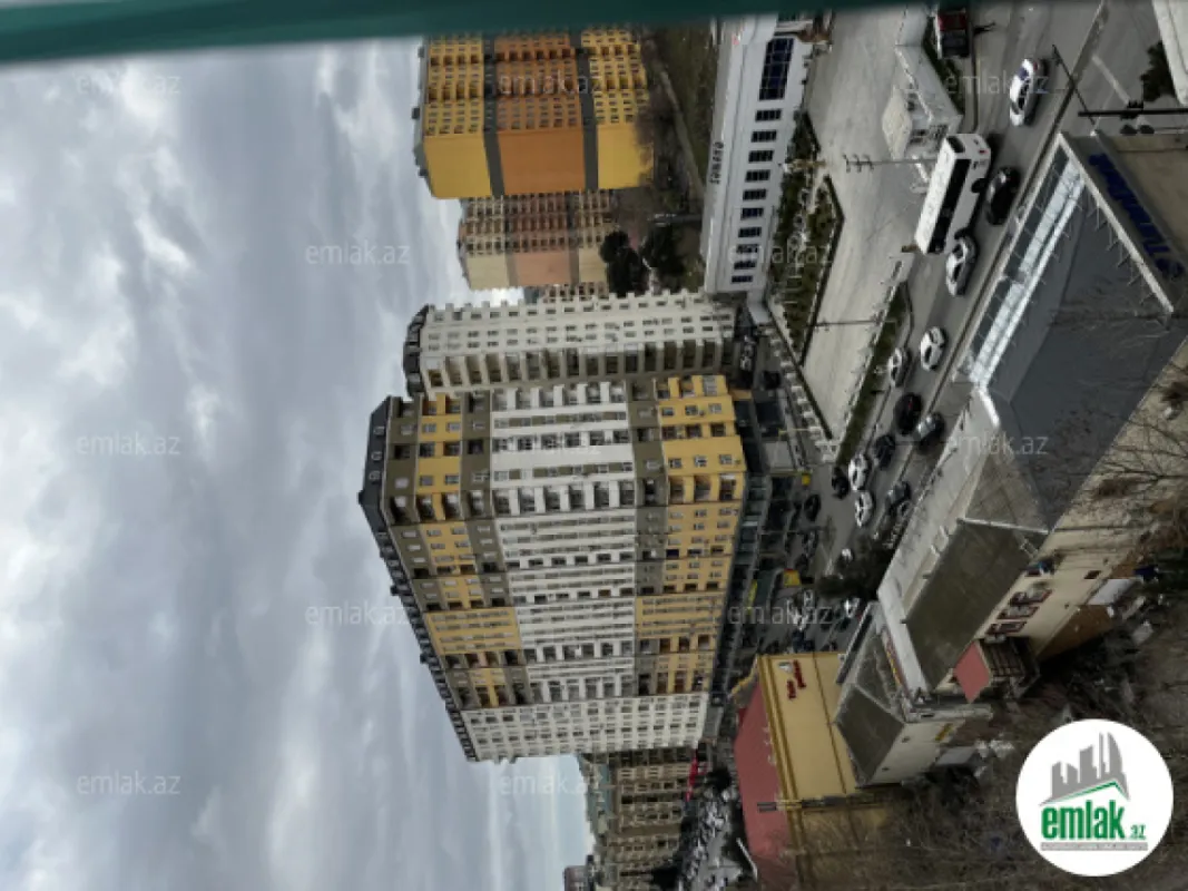 Satılır 3 otaqlı yeni tikili 128 m²