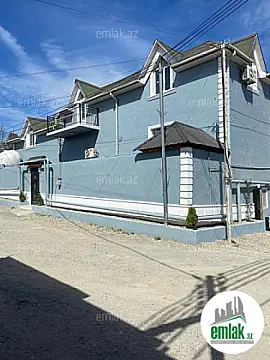 Satılır 4 otaqlı həyət evi 200 m² — Bakı 4 otaq 200.00 m²