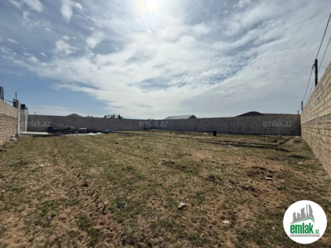 Satılır torpaq sahəsi 10 m²