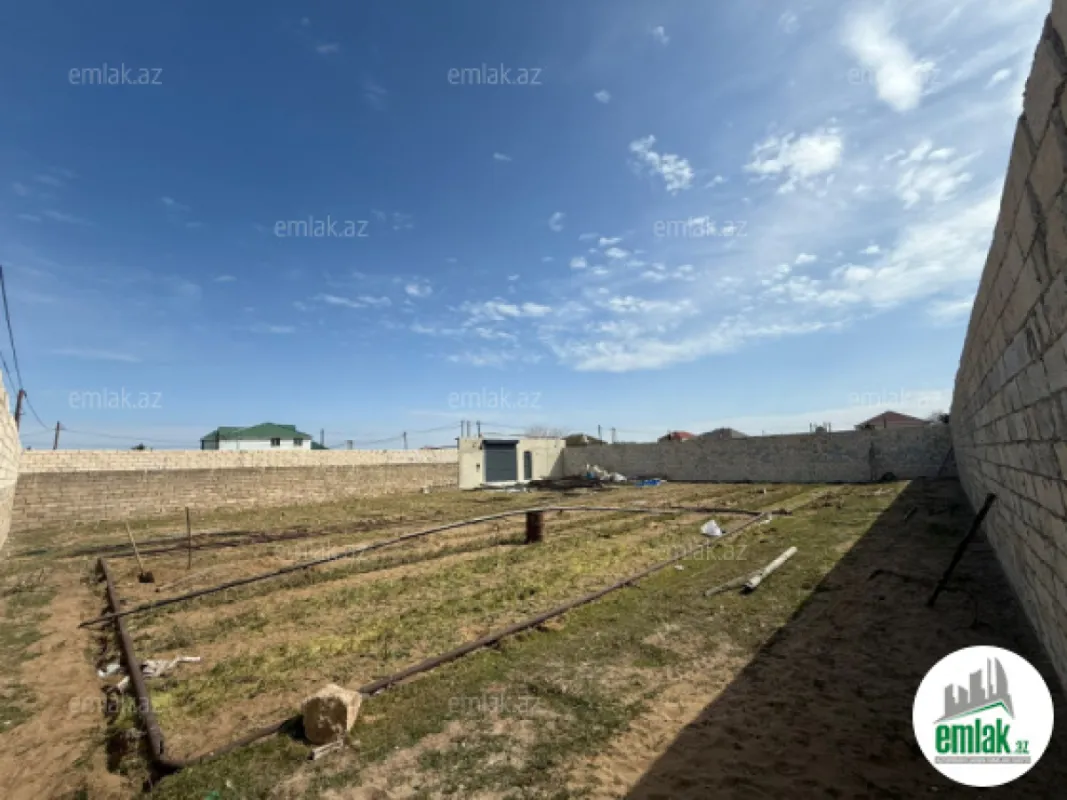 Satılır torpaq sahəsi 10 m²