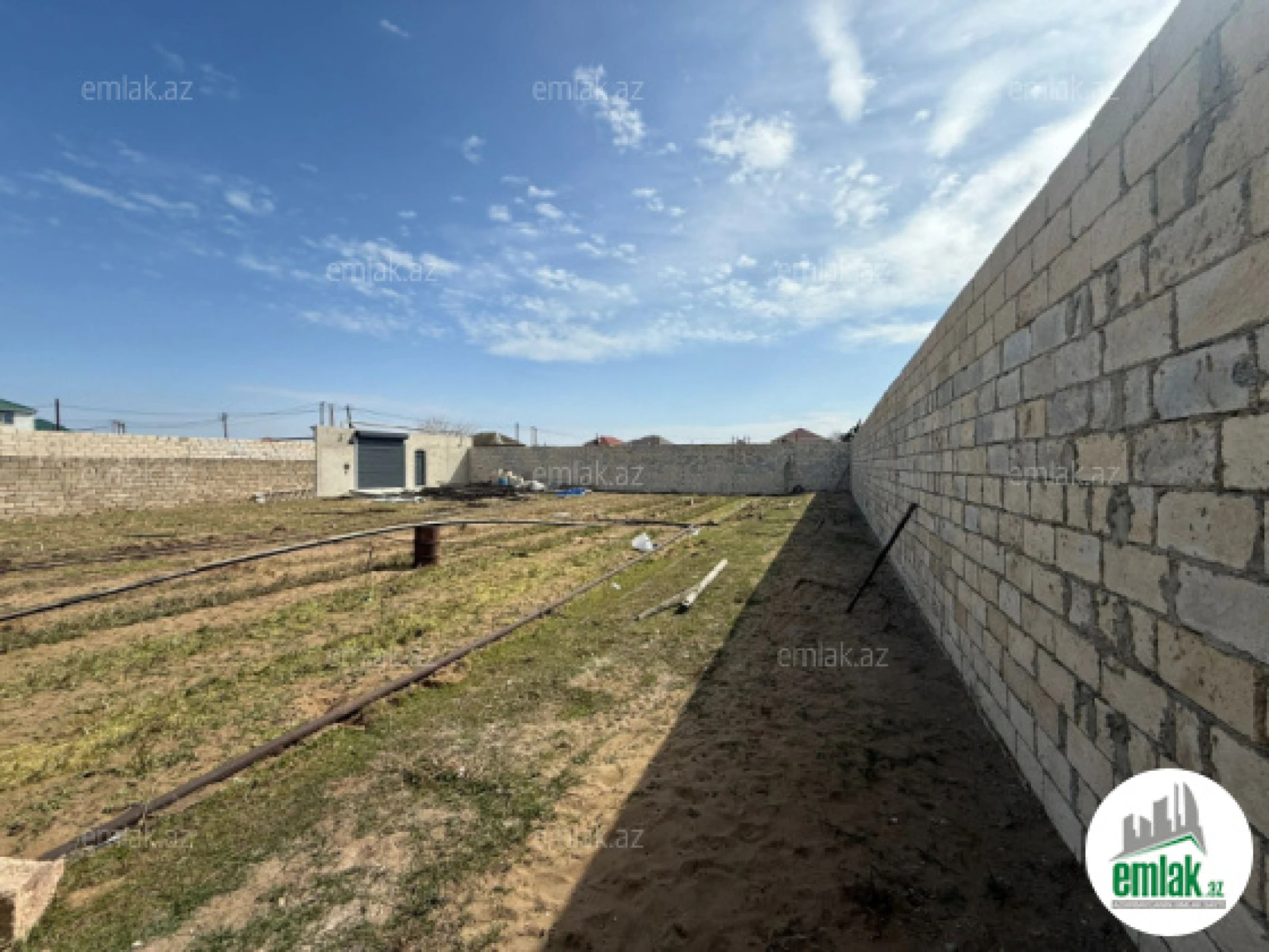 Satılır torpaq sahəsi 10 m²