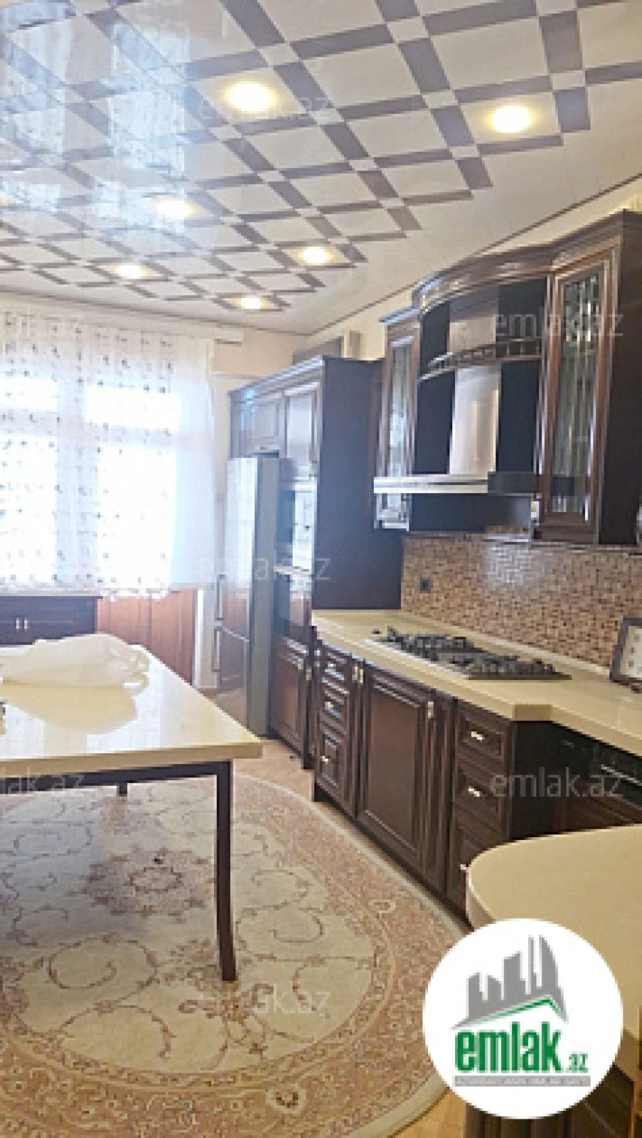 Satılır 5 otaqlı yeni tikili 242 m²