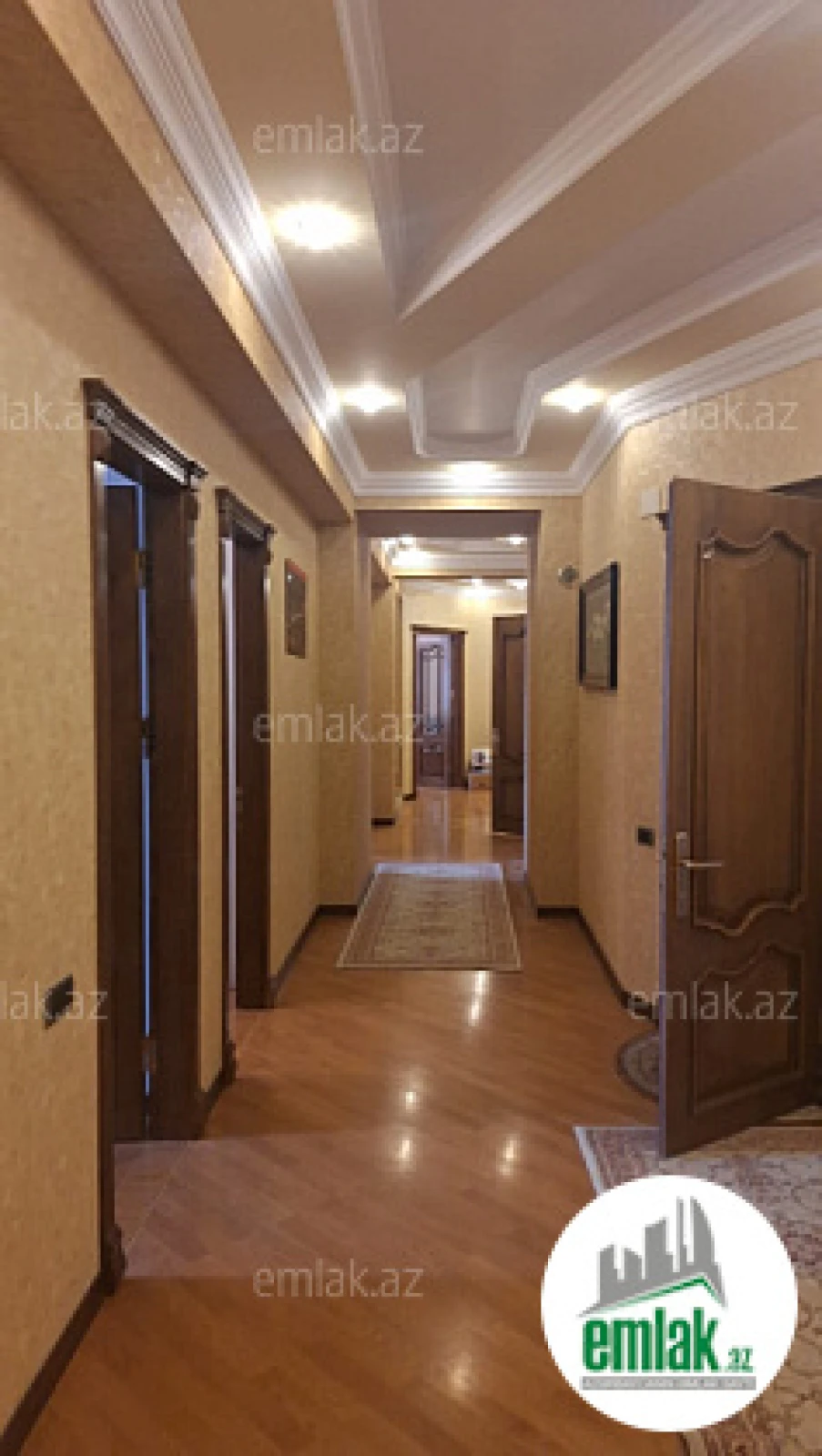 Satılır 5 otaqlı yeni tikili 242 m²