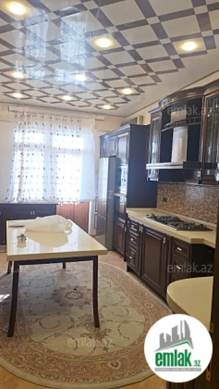 Satılır 5 otaqlı yeni tikili 242 m²