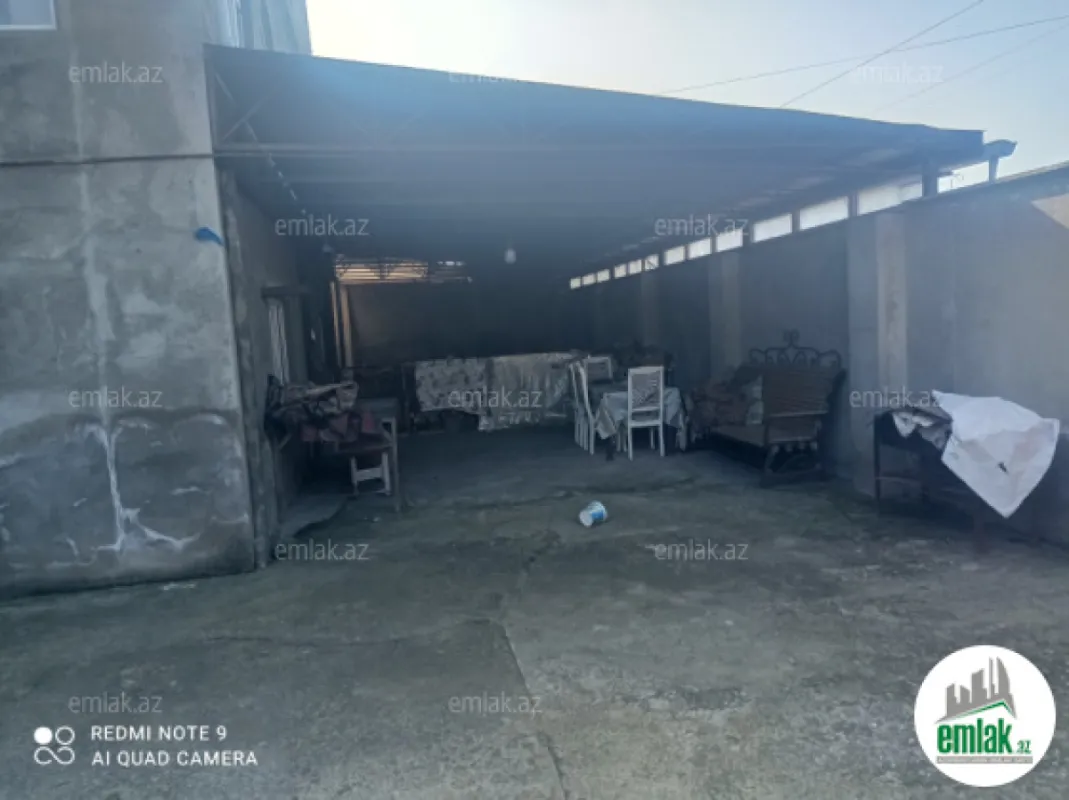 Satılır 1 otaqlı həyət evi 10 m²
