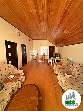 Satılır 4 otaqlı mənzil 180 m²