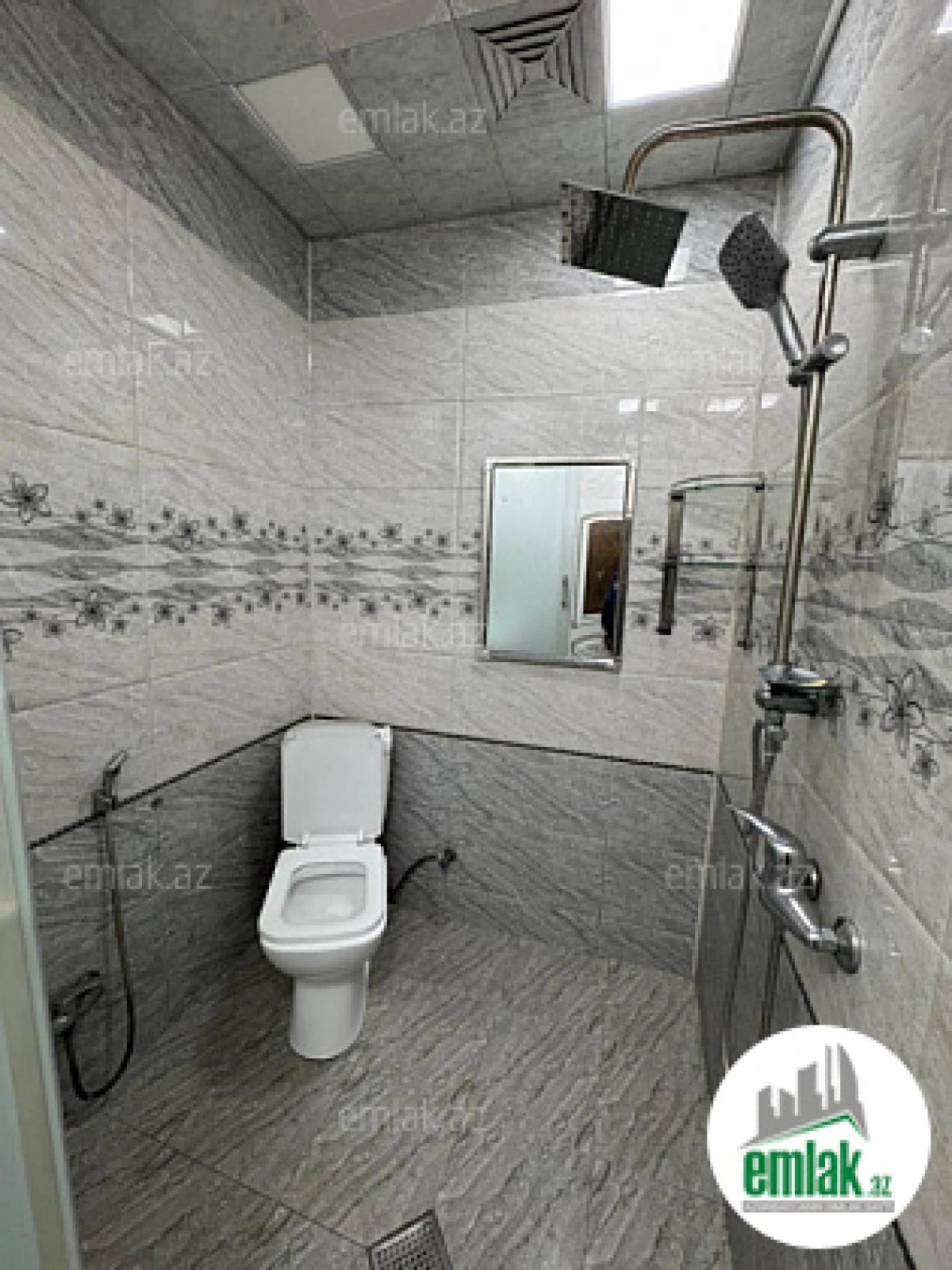 Satılır 2 otaqlı yeni tikili 65 m²