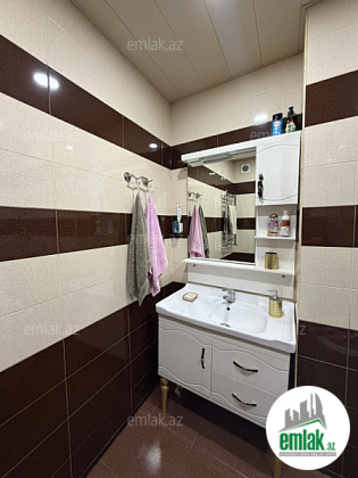 Satılır 2 otaqlı yeni tikili 57 m²