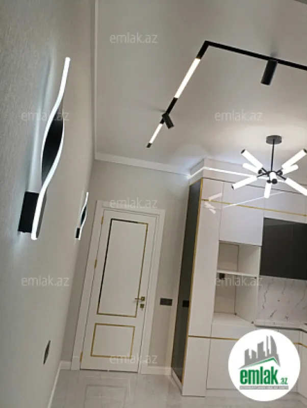 Satılır 4 otaqlı yeni tikili 185 m²